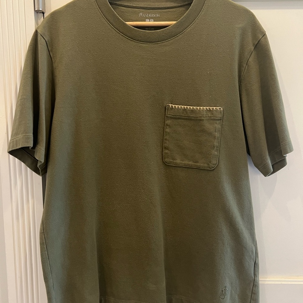 Uniqlo x JW ANDERSON Green Short Sleeve Bc Tee